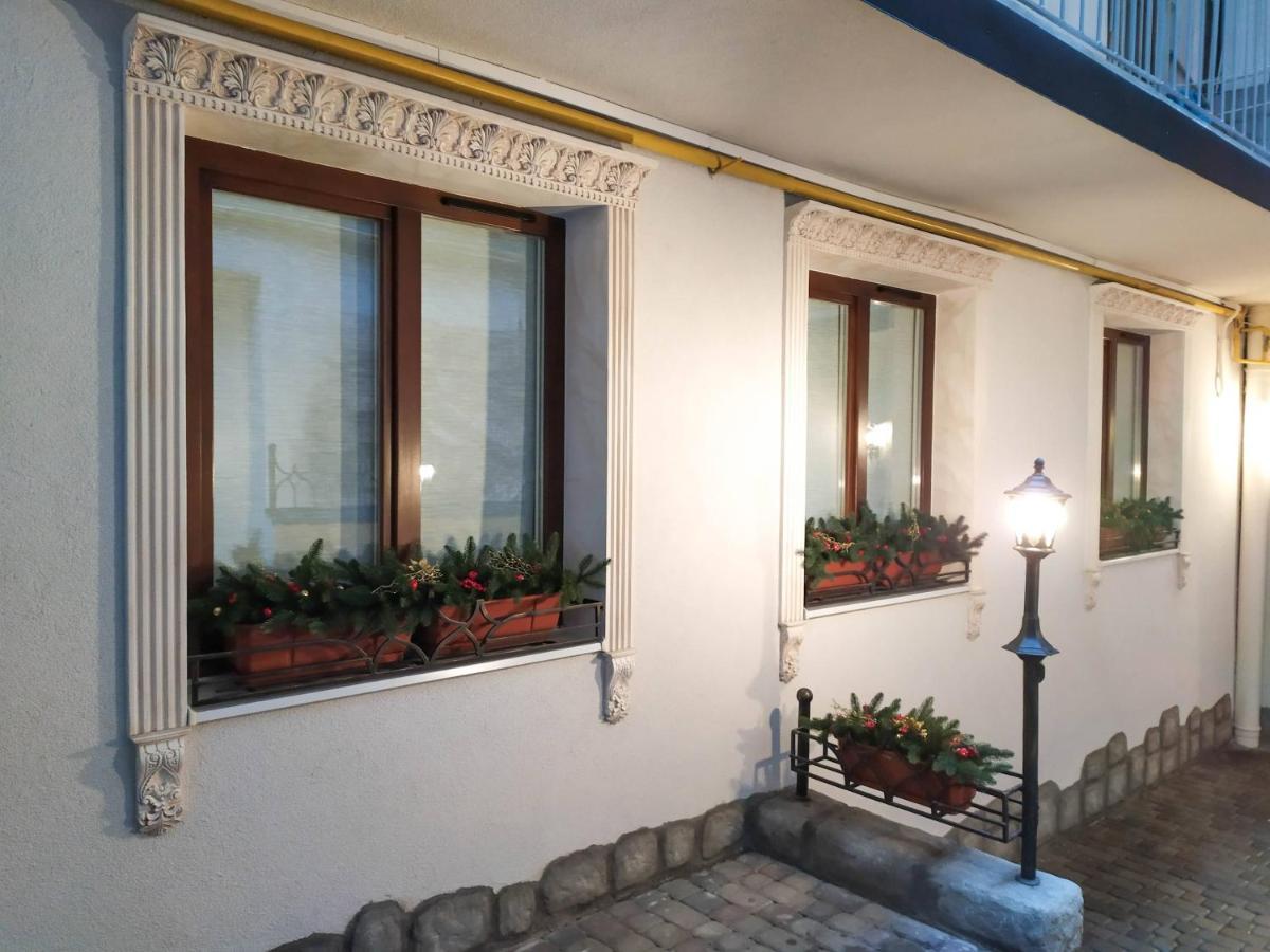 Rynok 25 Elite Lviv Center Apartment Exterior photo
