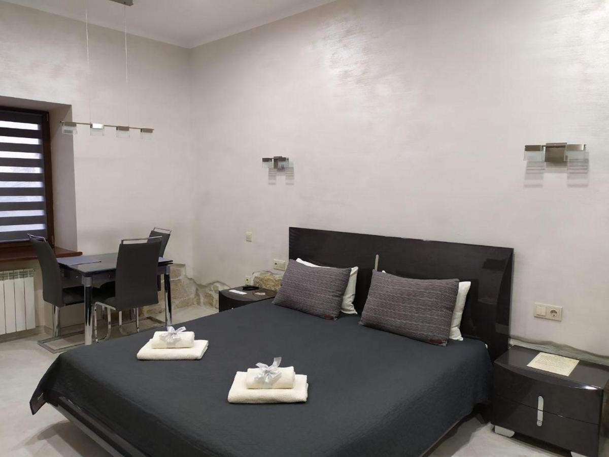 Rynok 25 Elite Lviv Center Apartment Exterior photo